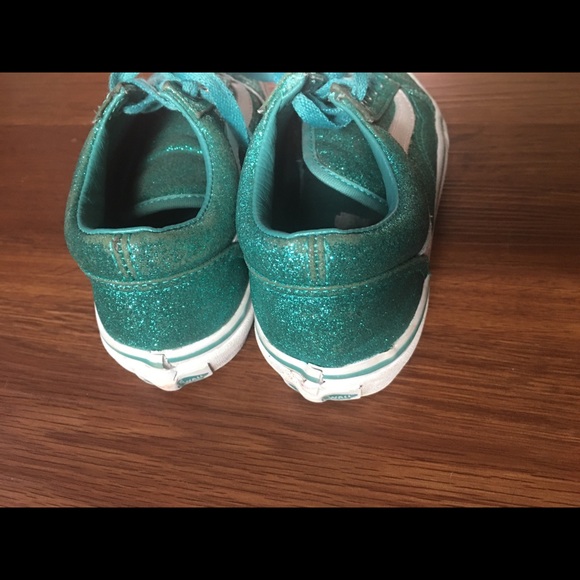 Vans 🧜‍♀️ - Picture 4 of 5